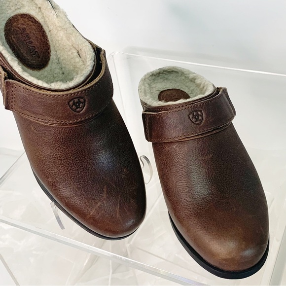 Ariat Women’s Sport Mule Fur! Mule Shoe - Picture 2 of 11